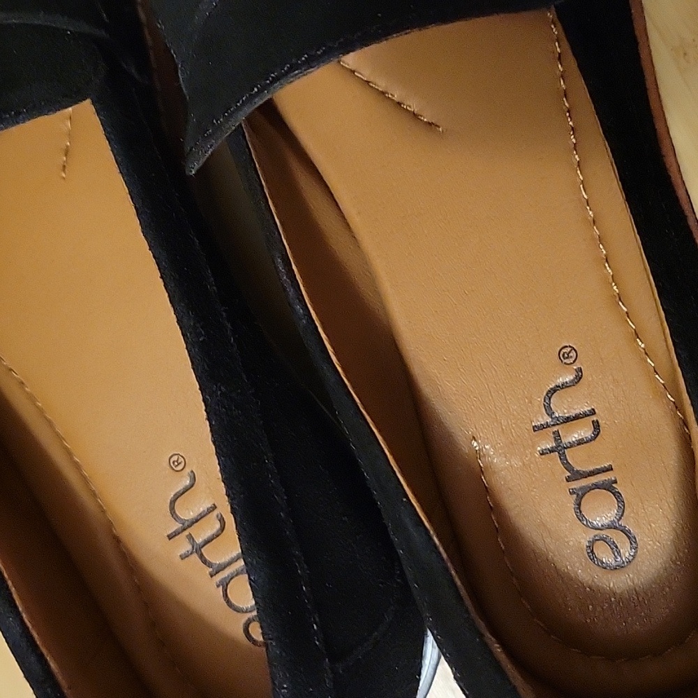 Ladies Suede Loafers - Picture 6 of 6